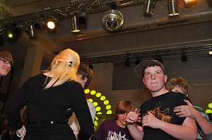 Junge Party im Klubhaus
