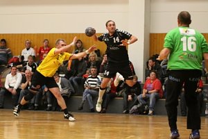 Niederlage in eigener Halle