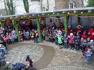 Gem&uuml;tlicher Weihnachtsmarkt Kindervilla