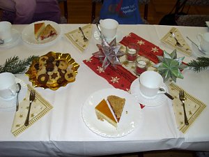 Weihnachtsfeier mit buntem Unterhaltungsprogramm
