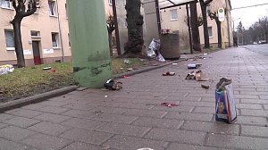Böllerabfall auf den Straßen