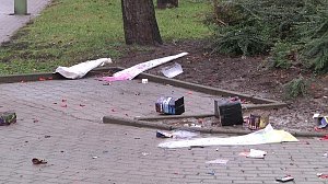 Böllerabfall auf den Straßen