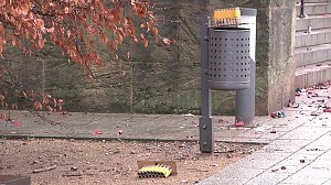 Böllerabfall auf den Straßen