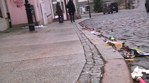 Böllerabfall auf den Straßen