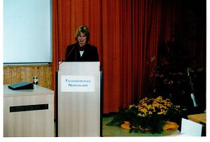 1998: Fachhochschule wird er&ouml;ffnet