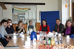Im Jugendhaus Greu&szlig;en diskutiert