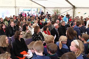 Grundsteinlegung mit Musical