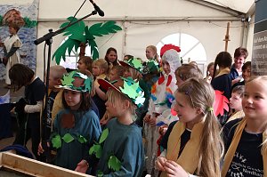Grundsteinlegung mit Musical