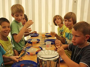 Der erste Tag im Handwerker-Camp