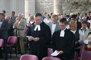 Neue Pfarrer eingef&uuml;hrt