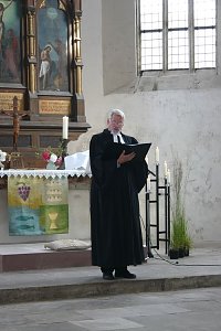 Neue Pfarrer eingef&uuml;hrt