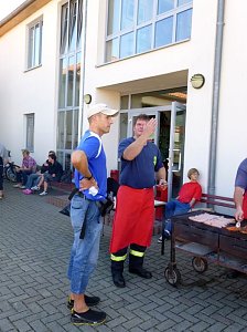 Leser beim Feuerwehrfest