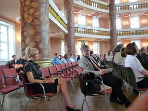 Vom Lehrvertrag freigesprochen