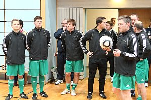 Fu&szlig;ballzauber unterm Hallendach