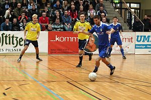 Fu&szlig;ballzauber unterm Hallendach