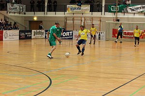 Fu&szlig;ballzauber unterm Hallendach