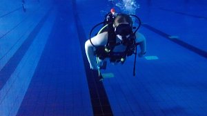 Mega Pool Party im Badehaus