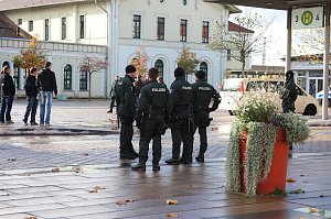 Lok-Fans in Empfang genommen