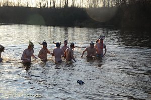 Eisbaden der FH Nordhausen