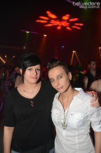 Viele bunte Lichter im Sax