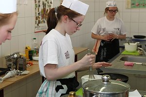 Kochduell in der Petersbergschule