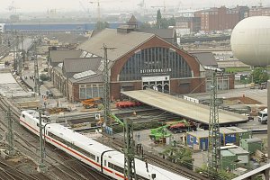 Schachtbauer am Hamburger Hauptbahnhof