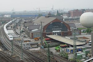 Schachtbauer am Hamburger Hauptbahnhof