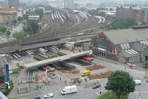 Schachtbauer am Hamburger Hauptbahnhof