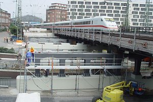 Schachtbauer am Hamburger Hauptbahnhof