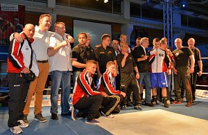 Die Mannschaft und der Trainer