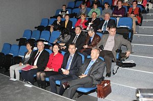 Sozialkonferenz begonnen