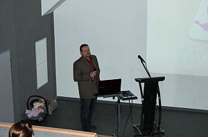 Sozialkonferenz begonnen