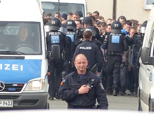 Und tsch&uuml;ss