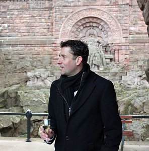 Kyffh&auml;user &uuml;bergeben