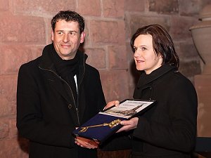 Schl&uuml;ssel am Kyffh&auml;user &uuml;bergeben