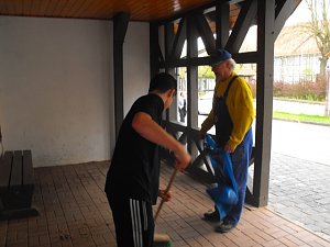 Aufr&auml;umen in Breitenholz
