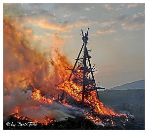 Mission Osterfeuer W&uuml;lfi 2014