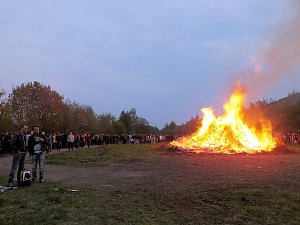 Osterfeuer in Nordhausen Nord