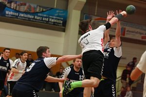 Krimi in der Ballspielhalle