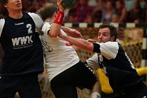 Krimi in der Ballspielhalle