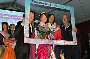 Wahl der Fliederk&ouml;nigin