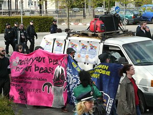 Protest gegen Neonazis