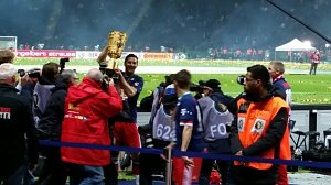 Kr&ouml;nender Abschluss einer Fanclubsaison