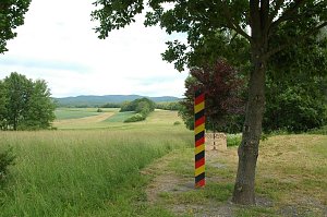 Am gr&uuml;nen Band entlang