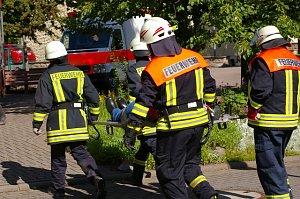 Feuerwehr&uuml;bung an Hentrich-Schule