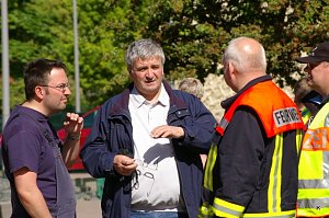 Feuerwehr&uuml;bung an Hentrich-Schule