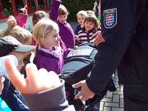 Hundestaffel zu Besuch in Niedersachswerfen