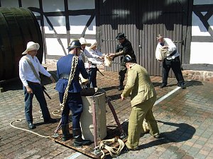 Historische L&ouml;sch&uuml;bungen im Tabakspeicher