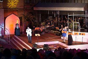 Auf der B&uuml;hne am Theater