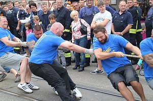 Zweites Nordh&auml;user Stra&szlig;enbahnziehen